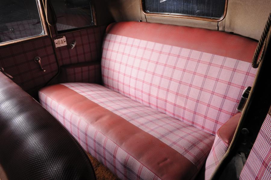  Plymouth Model PC 4-Door Sedan 1933 года  (фото 2 из 7)